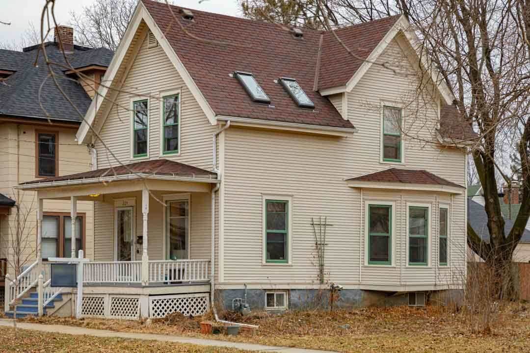 229 Jackson St - Photo 1