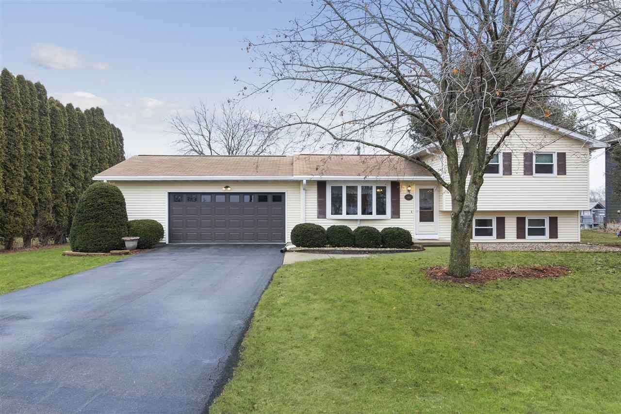 948 Cottonwood Dr - Photo 1