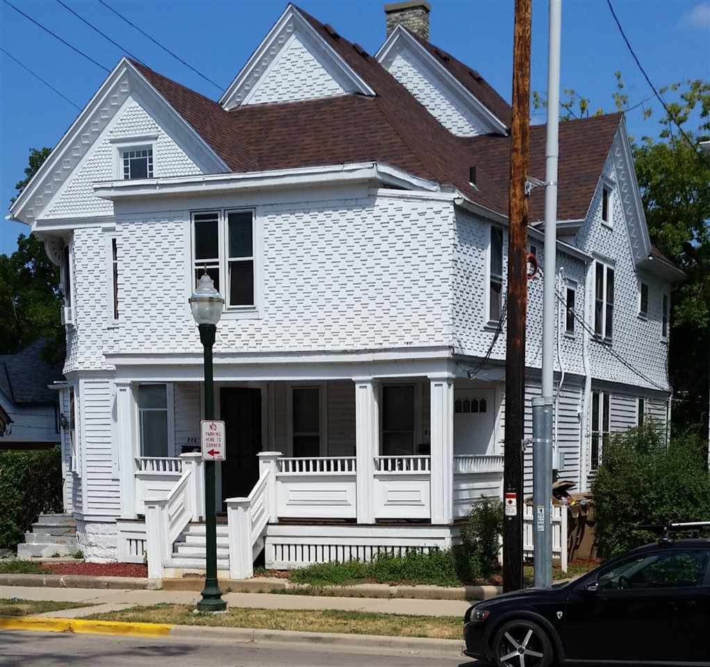 221-223 Pinckney St - Photo 1