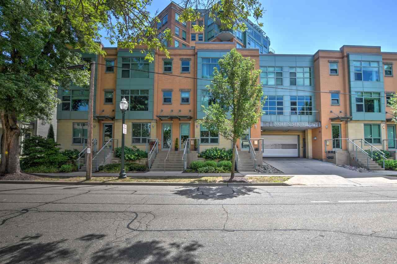 331 Wilson St - Photo 1