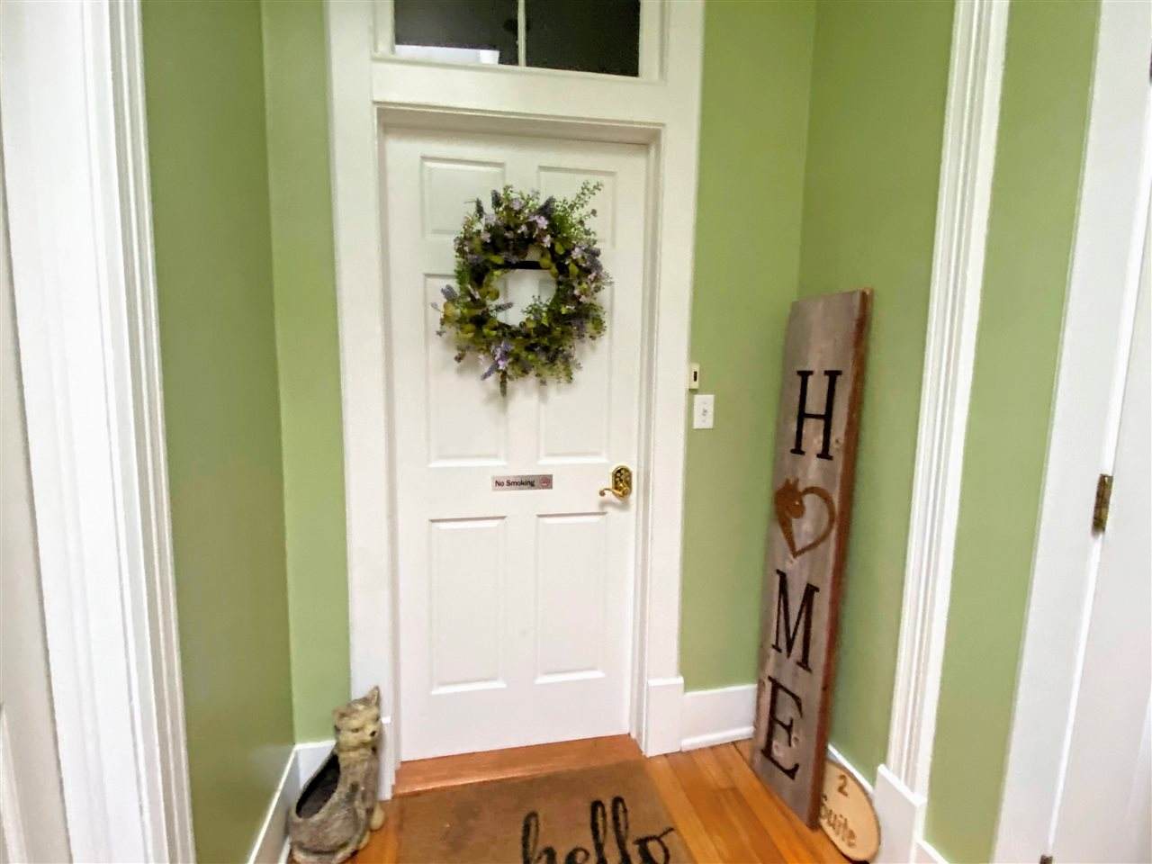 212 Main St - Photo 1