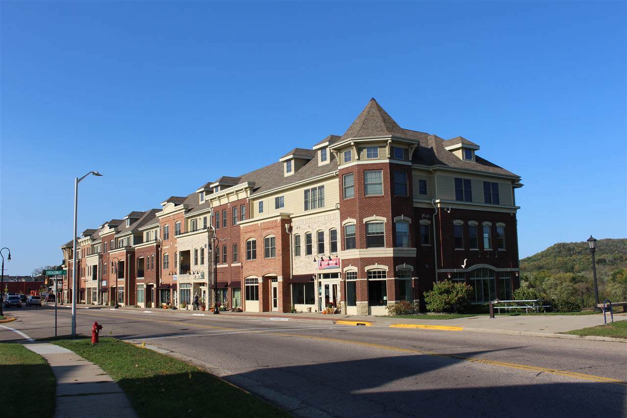 440 Water St - Photo 1