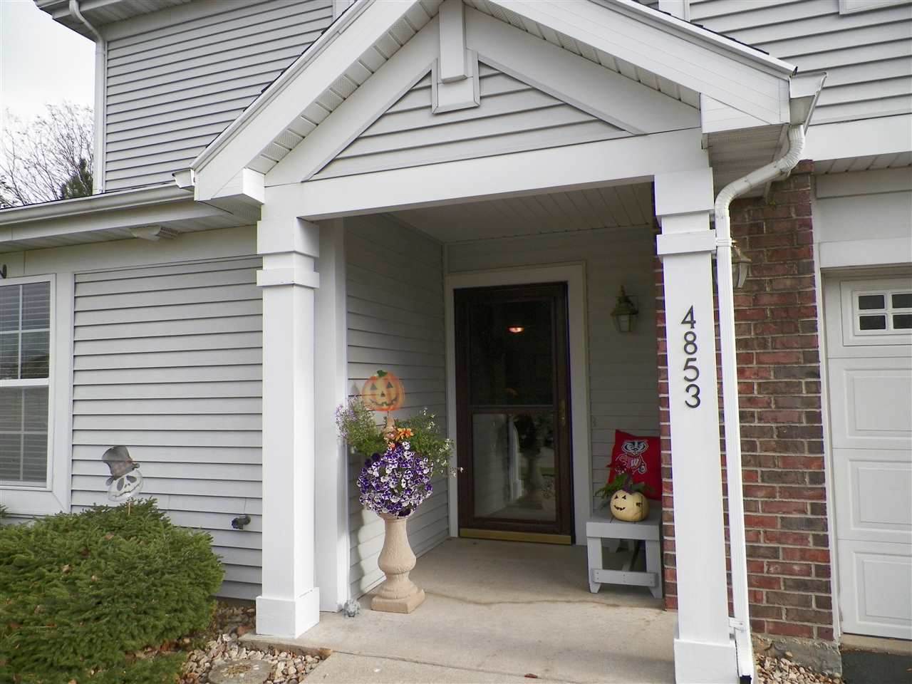4853 Poplar Creek Dr - Photo 1