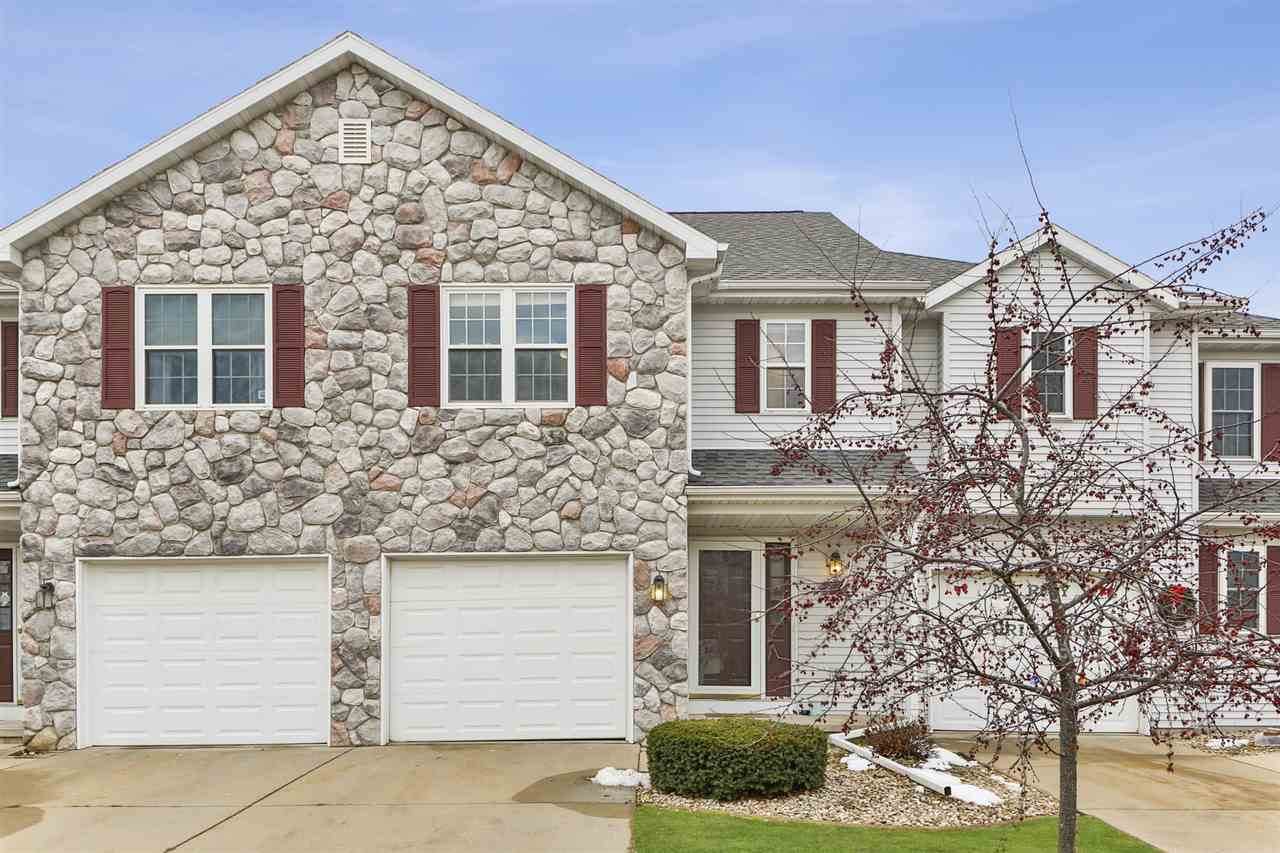 3077 Wyndham Dr - Photo 1