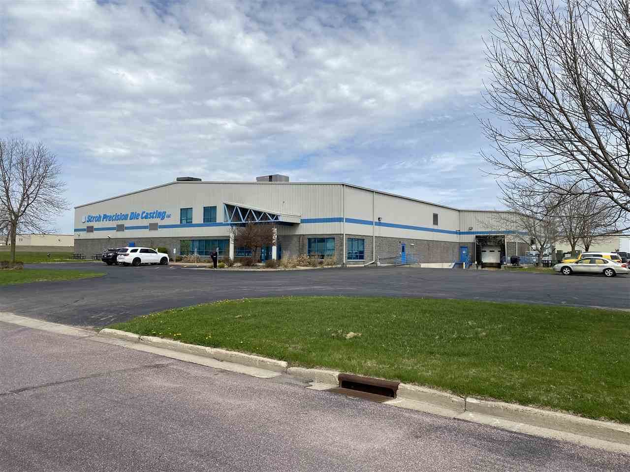 1011 Veterans St - Photo 1
