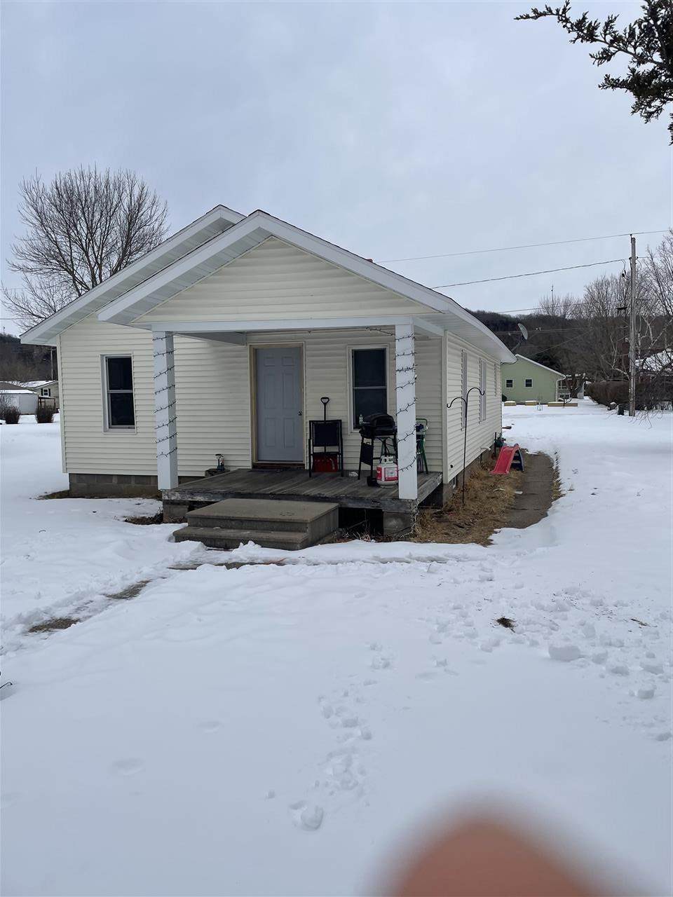 428 State St - Photo 1