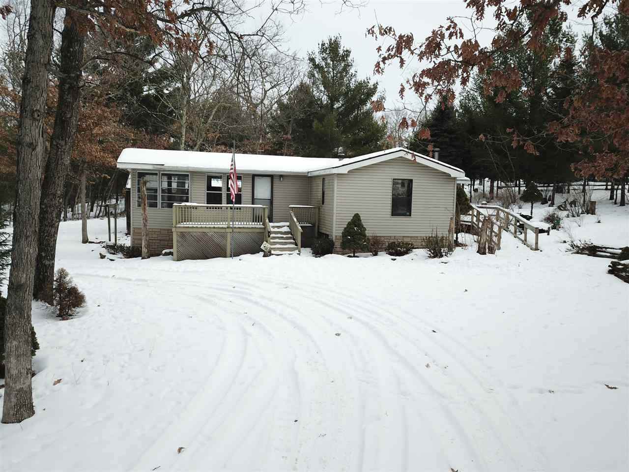N4704 25th Ave - Photo 1