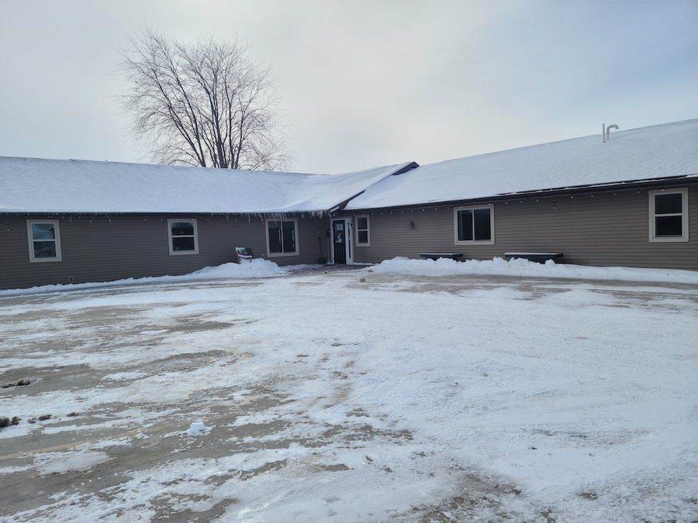 799 Maple Ave - Photo 1