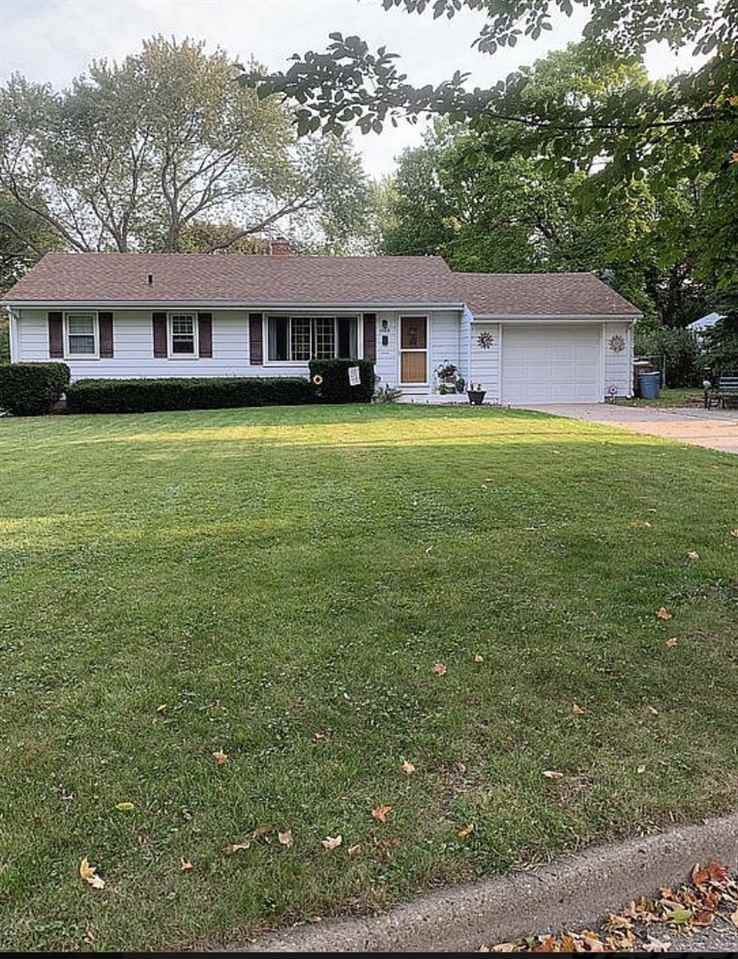 1529 Pleasure Dr - Photo 1