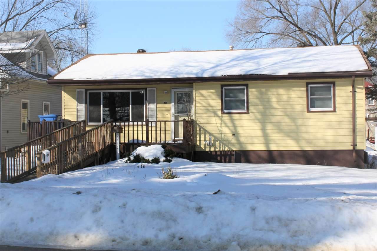 1115 Vine St - Photo 1