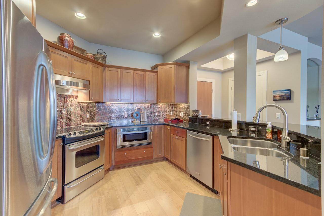 440 Water St - Photo 1