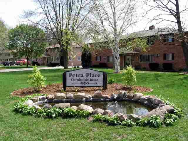 1137 Petra Pl - Photo 1