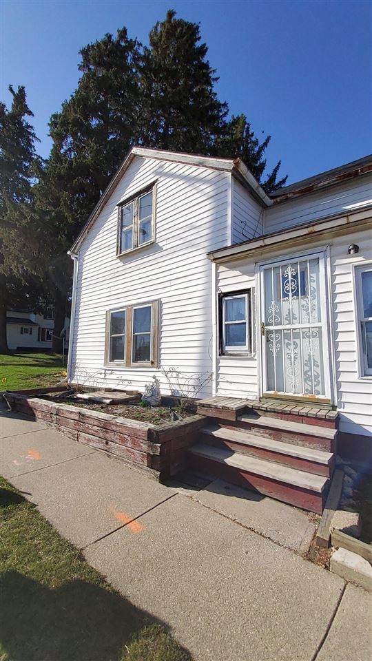110 Main St - Photo 1