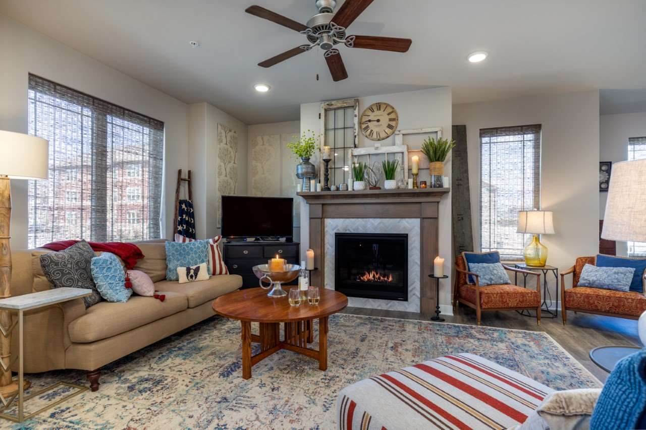 2533 New Town Dr - Photo 1