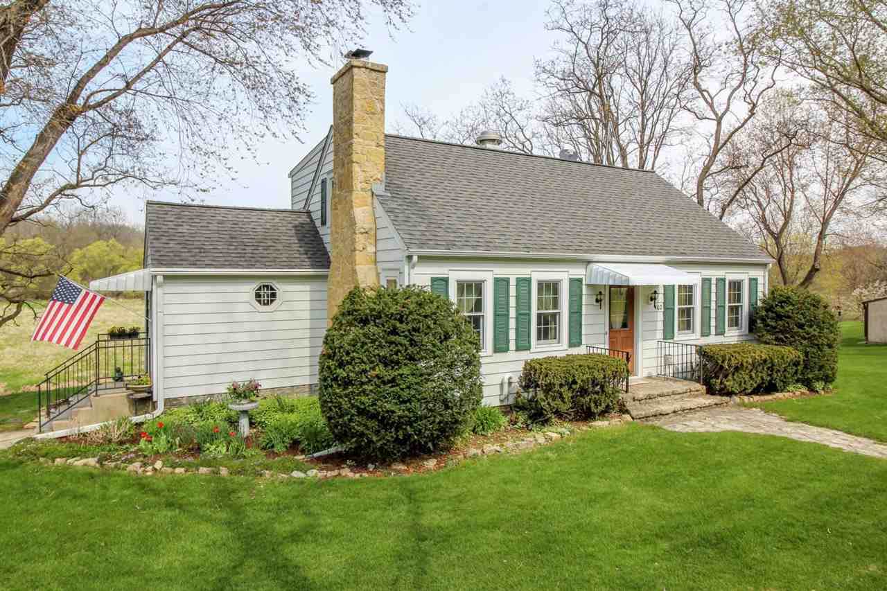 402 Water St - Photo 1