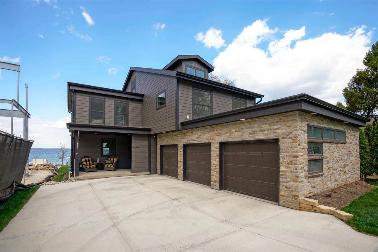 5450 Lake Mendota Dr - Photo 1