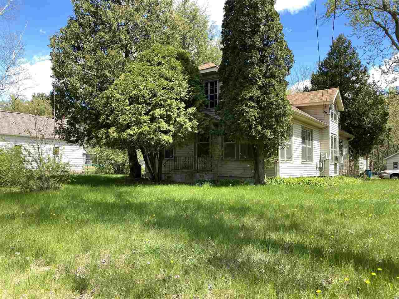 314 East St - Photo 1