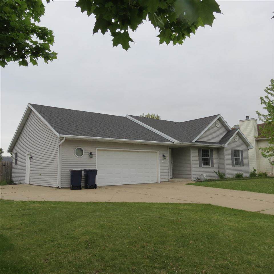 2634 Omaha Dr - Photo 1