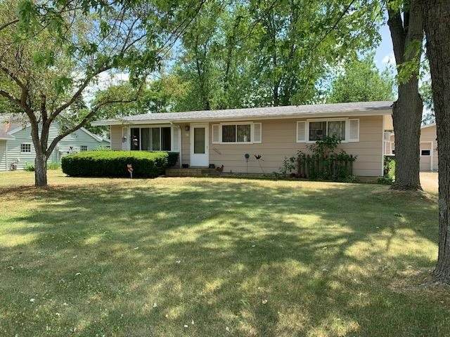 611 Hudson St - Photo 1