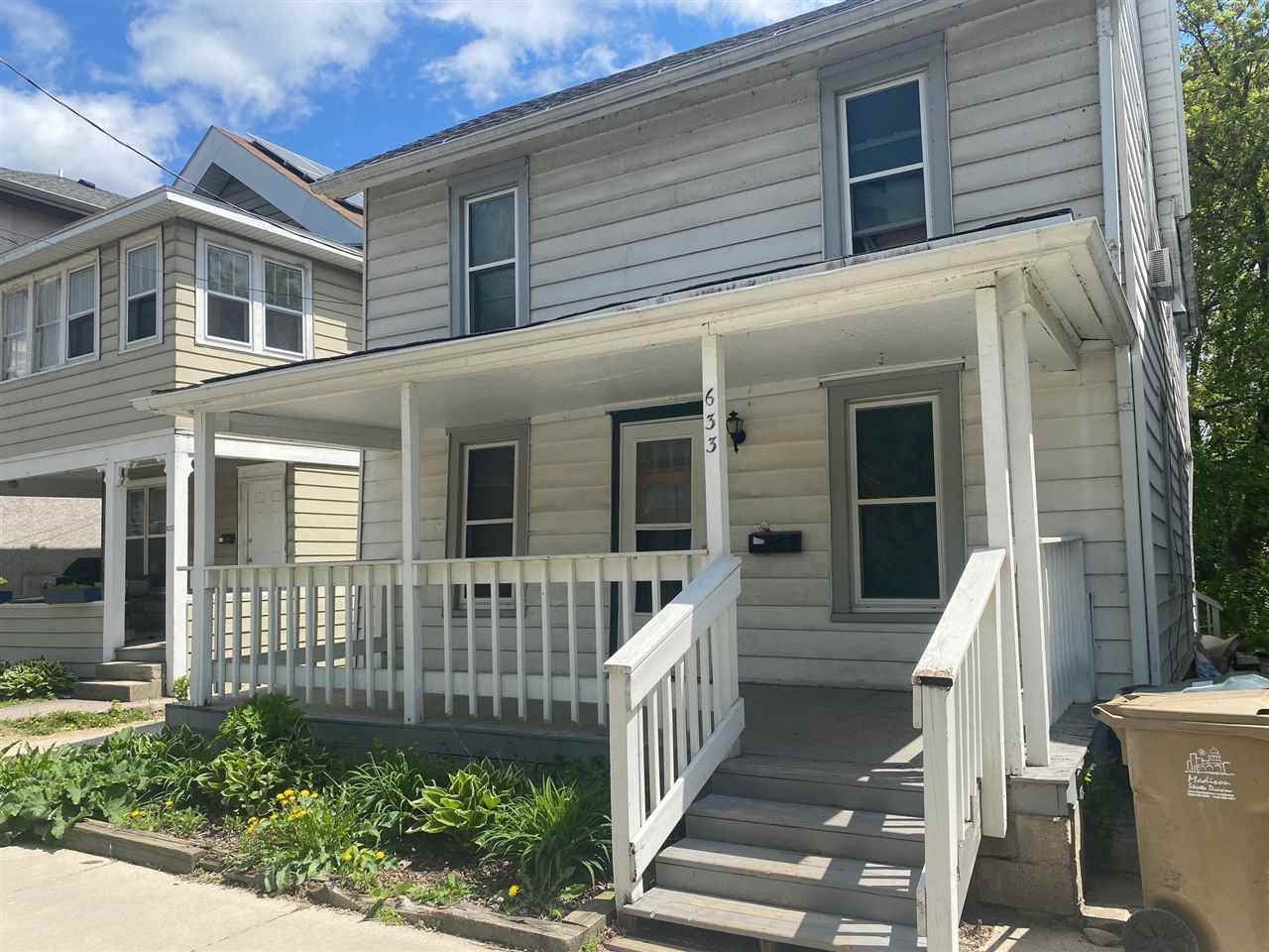 633 Johnson St - Photo 1