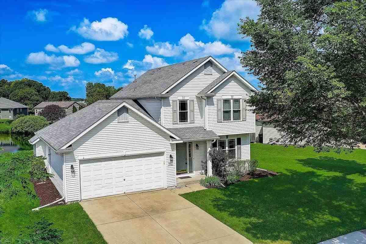 251 Stonefield Dr - Photo 1