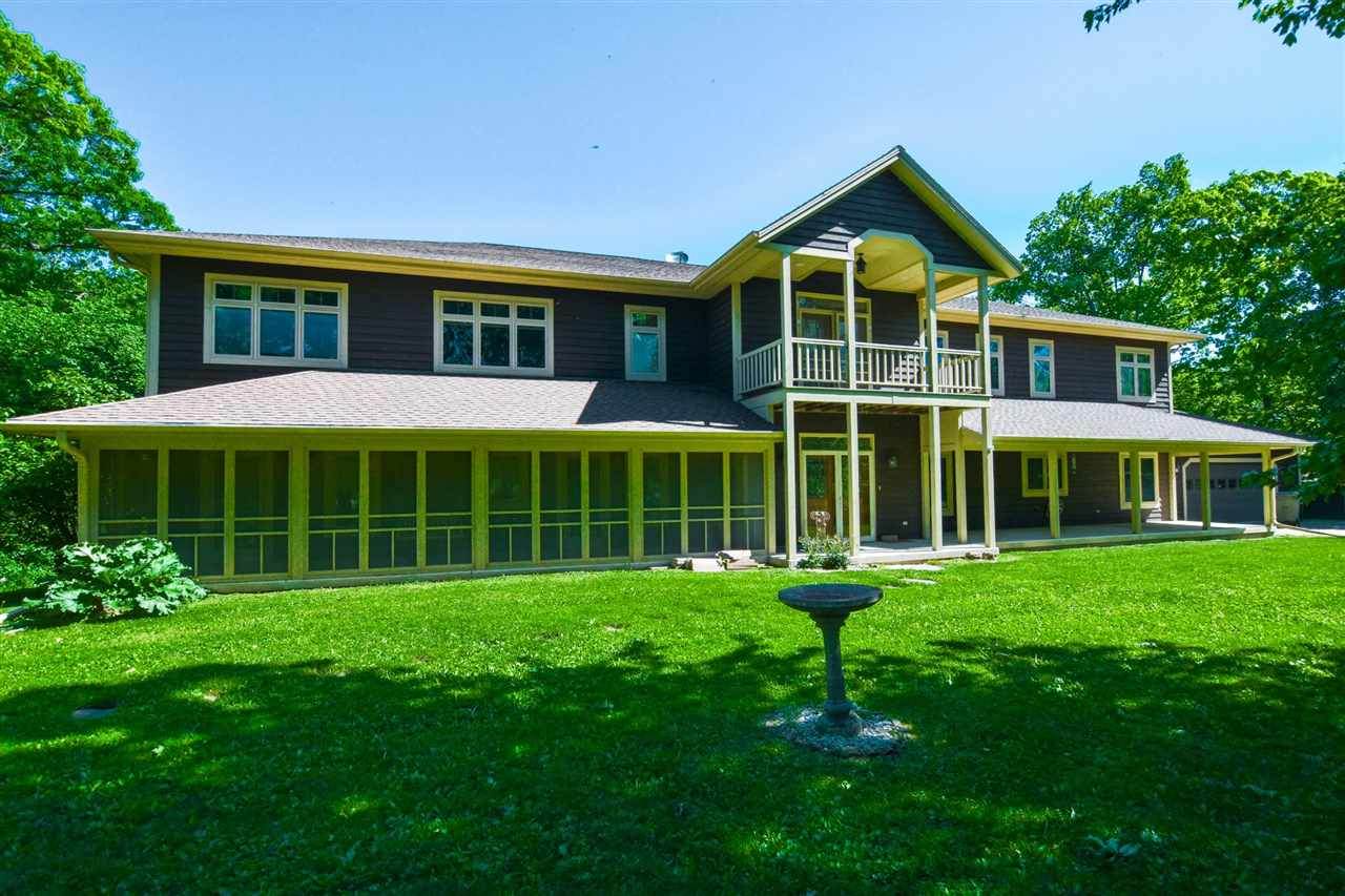 W1484 Spring Grove Rd - Photo 1