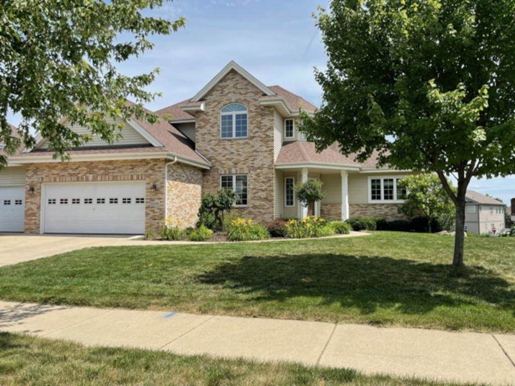 1208 Bongard Dr - Photo 1