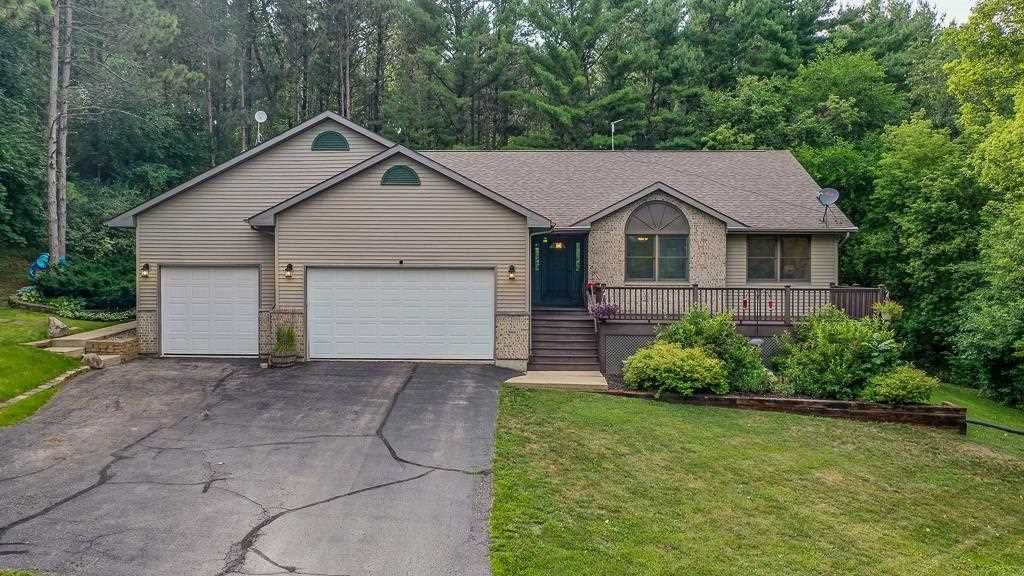 N7463 Grand View Dr - Photo 1