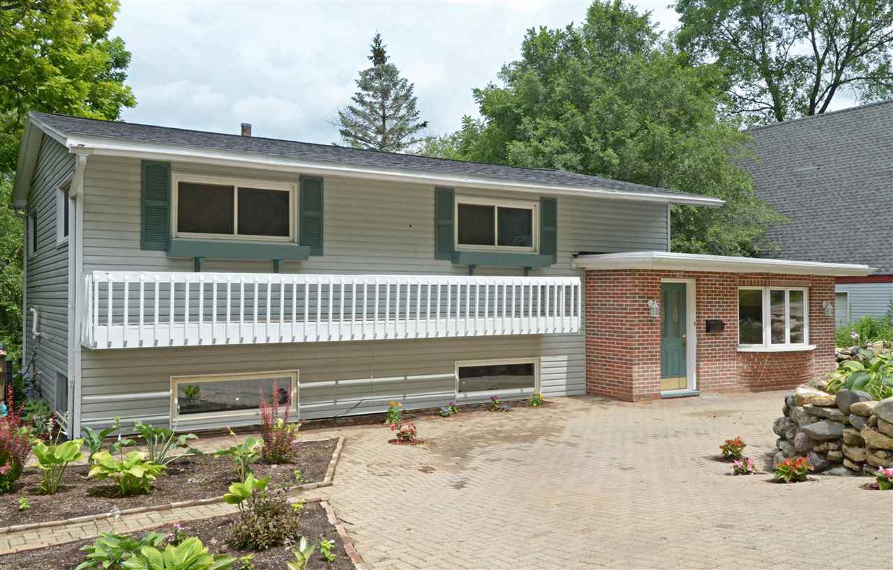812 Bowman Ave - Photo 1