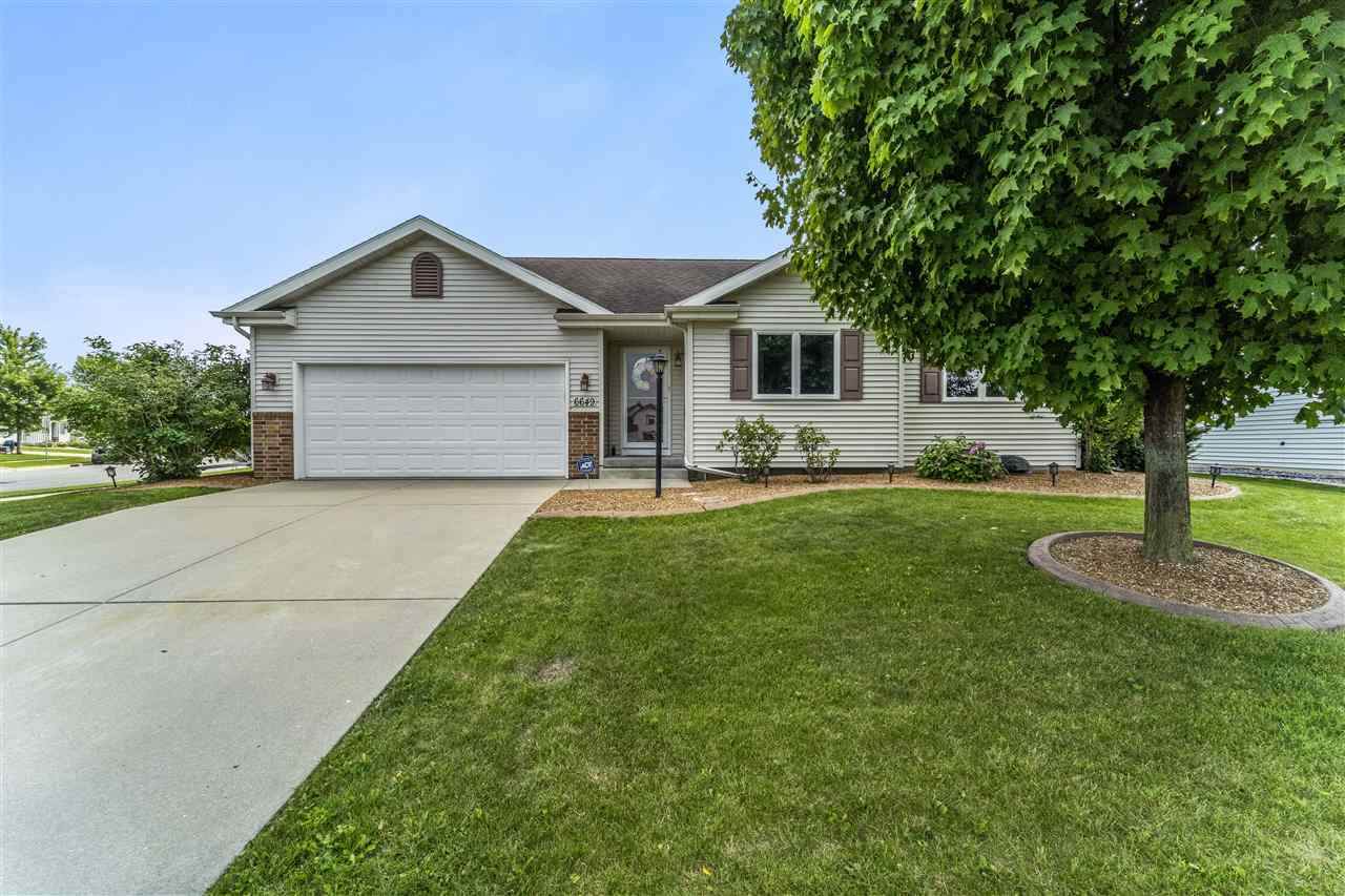 6649 Broad Creek Blvd - Photo 1