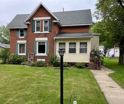 504 Center St - Photo 1