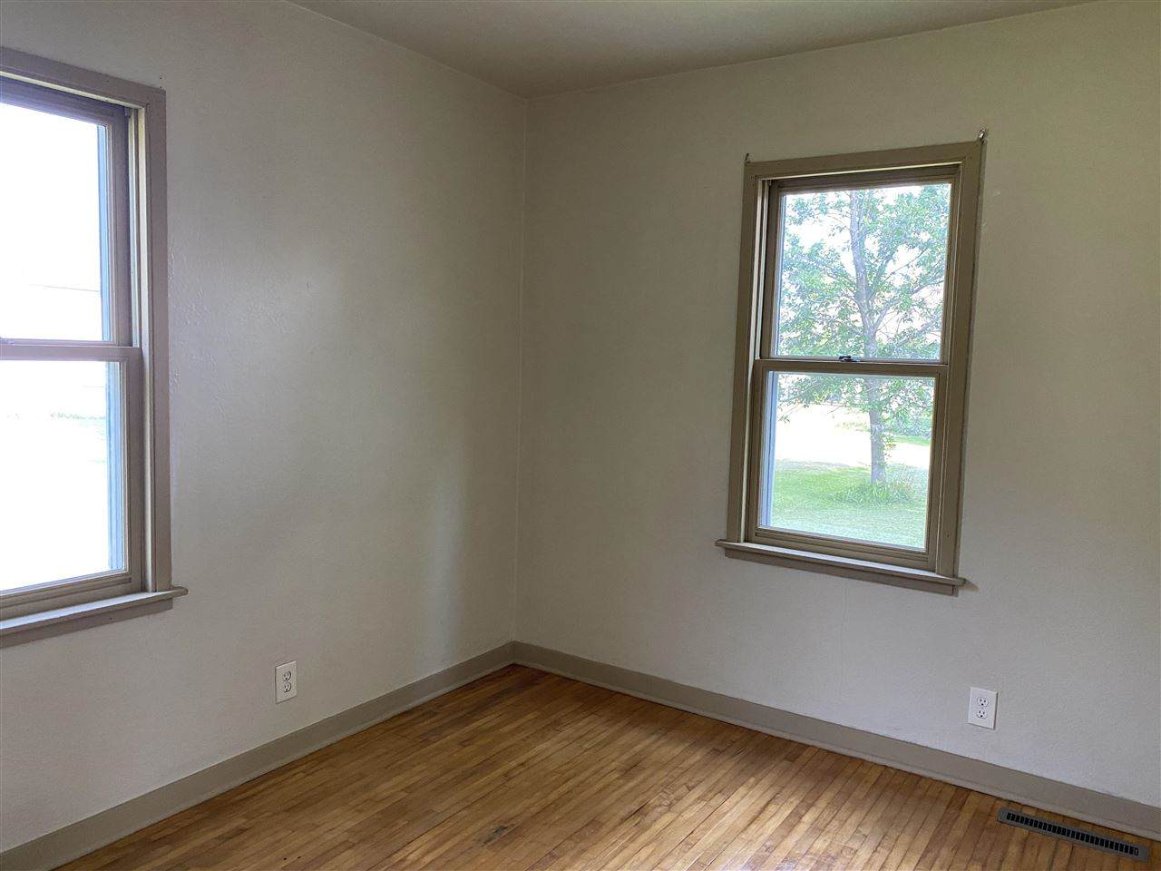 625 Tremont St - Photo 1