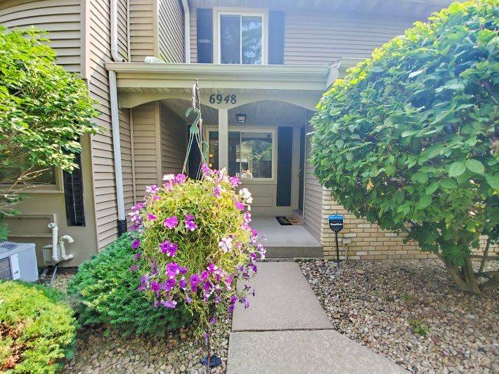 6948 Park Ridge Dr - Photo 1