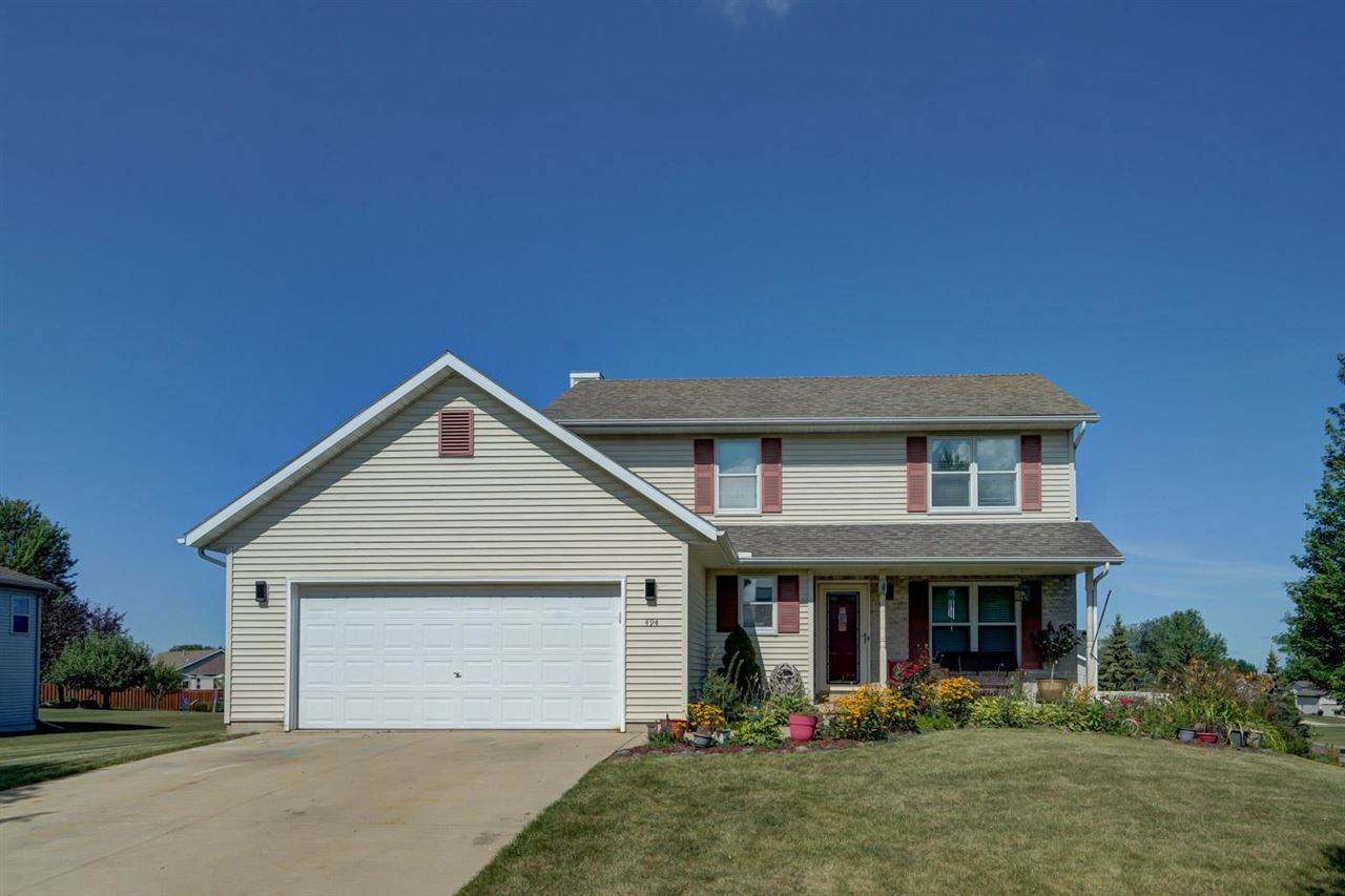 494 Sherbrooke Dr - Photo 1