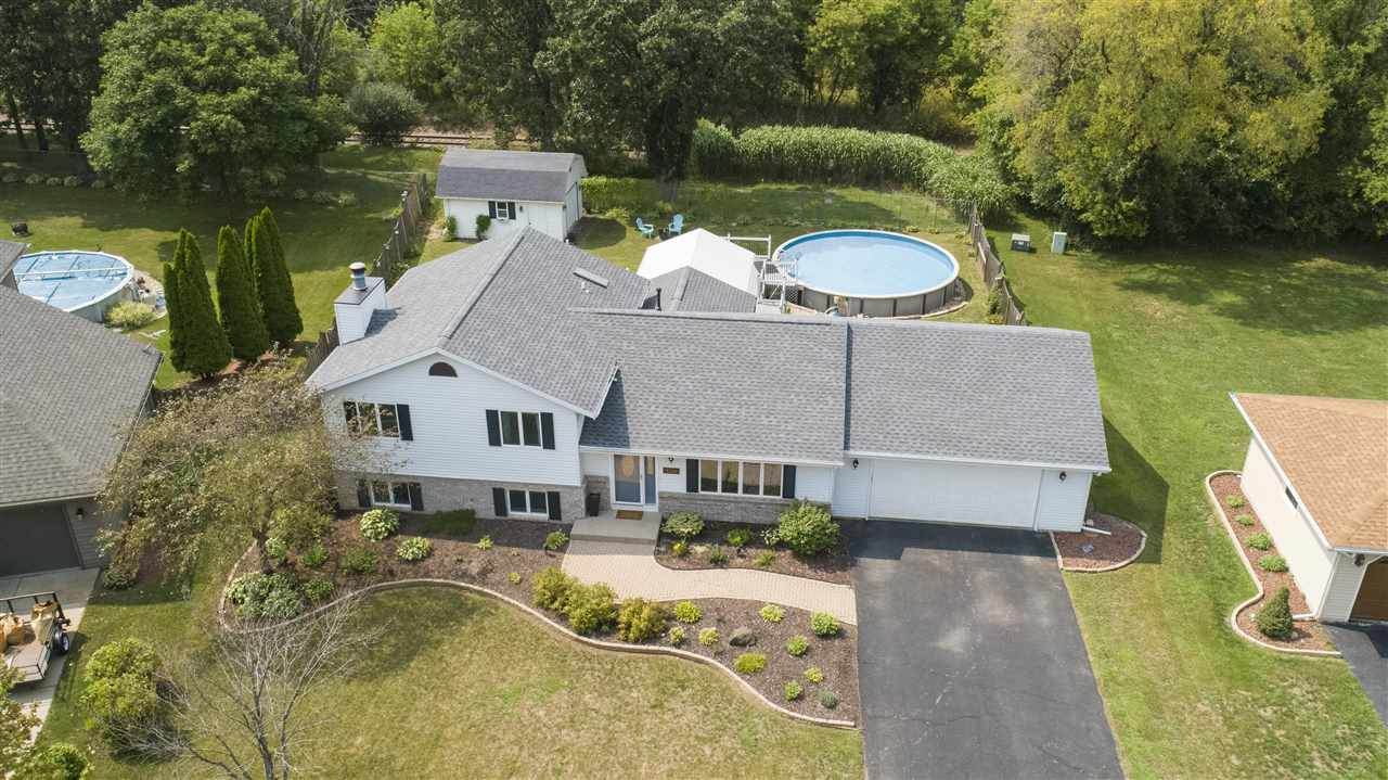 4403 Pheasant Run - Photo 1