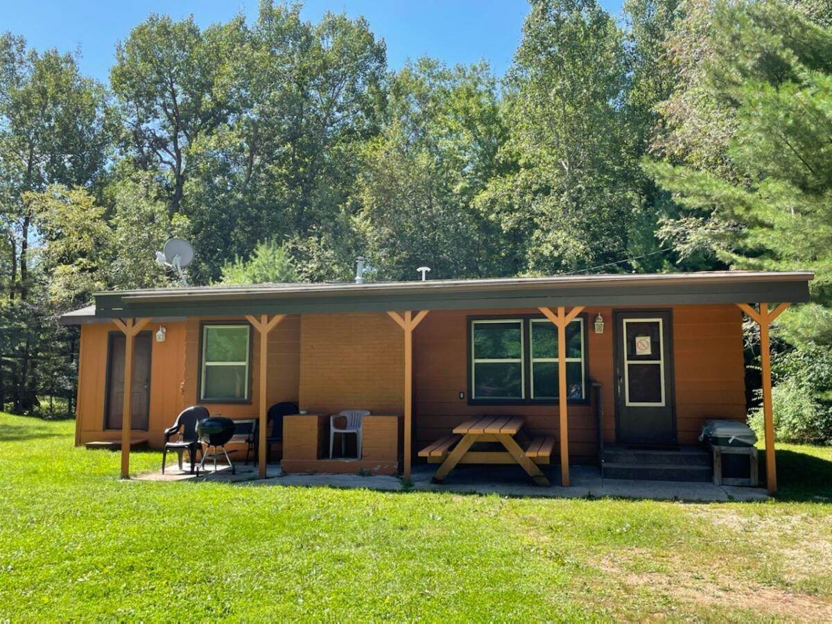 989 20th Ave - Photo 1