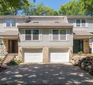 6823 Park Ridge Dr - Photo 1