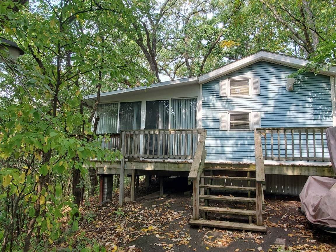 201 Hillside Dr - Photo 1