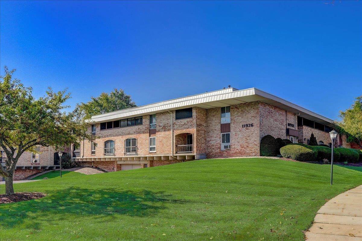 11936 Mill Rd - Photo 1