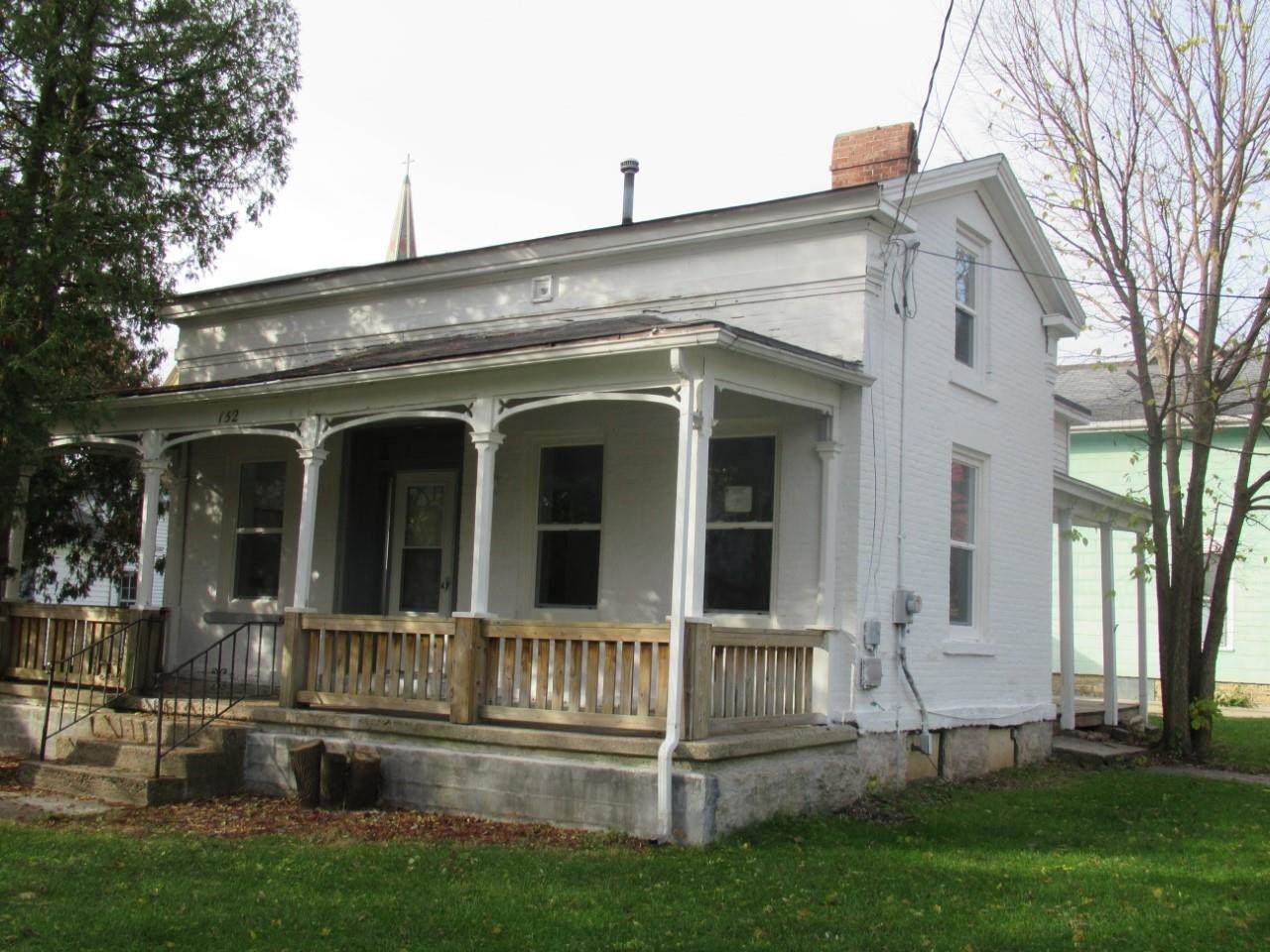 152 Cherry St - Photo 1