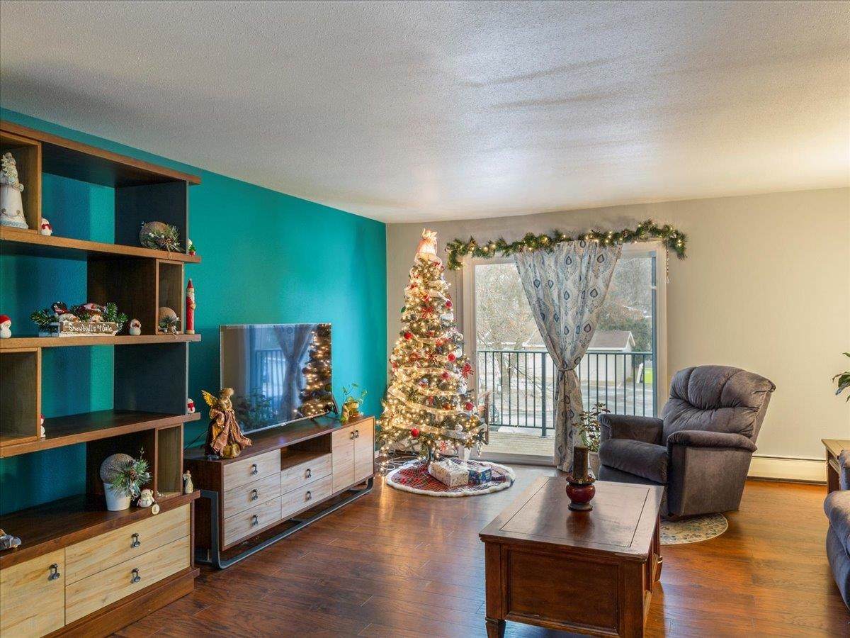 2418 Independence Ln - Photo 1