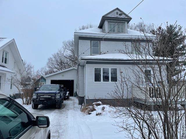 1006 Chestnut St - Photo 1