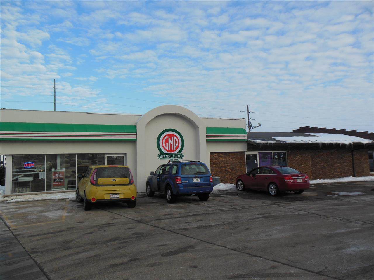 815-817-819 Main St - Photo 1