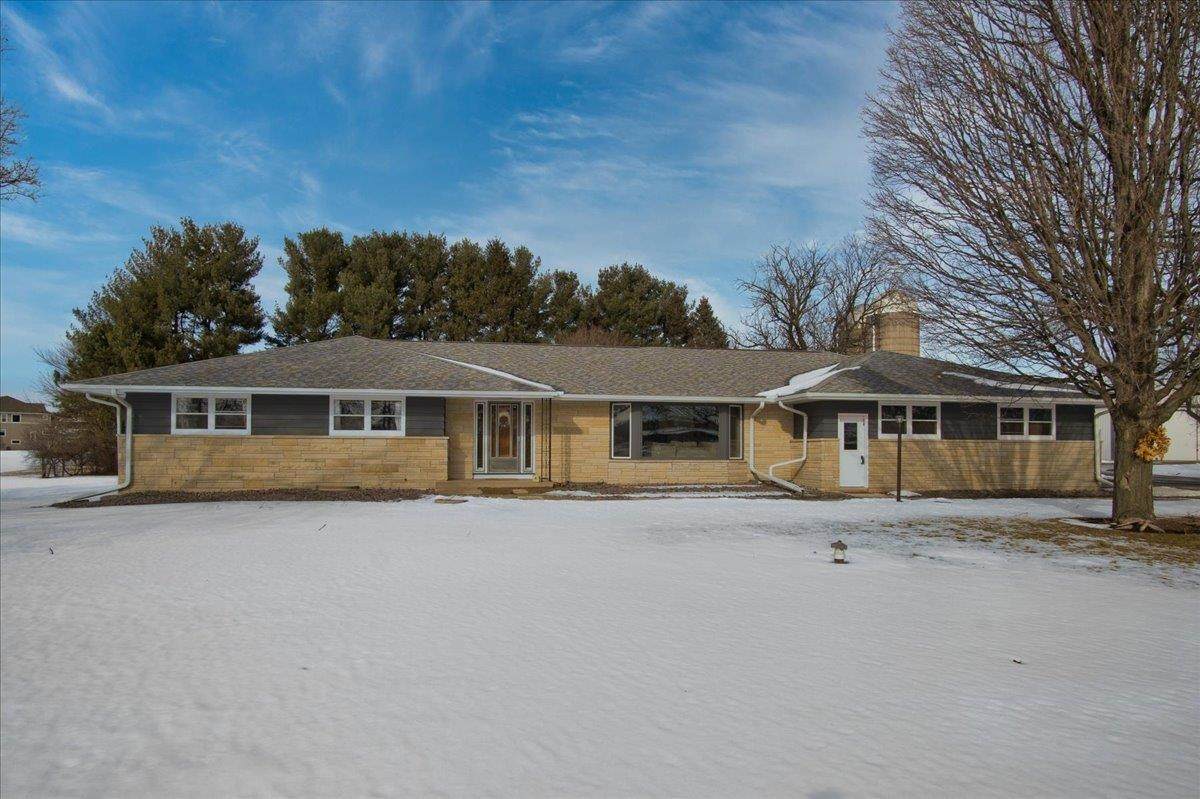 7628 Mineral Point Rd - Photo 1