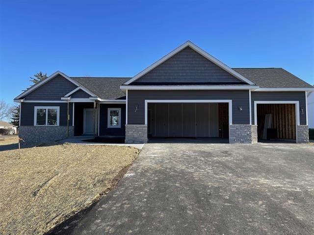 410 Luann Kay Ln - Photo 1