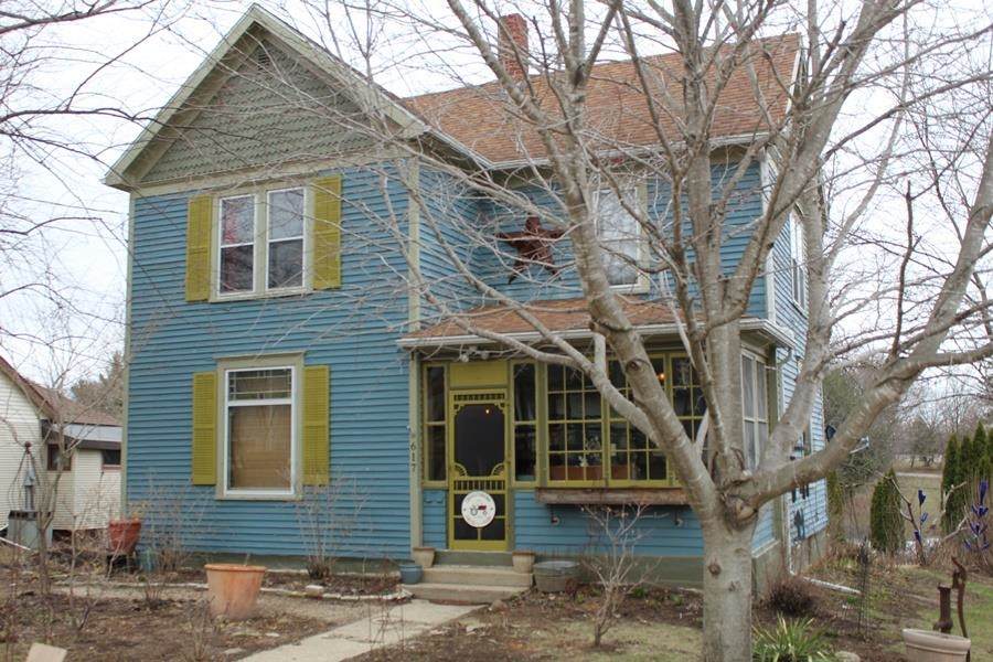 617 Division St - Photo 1