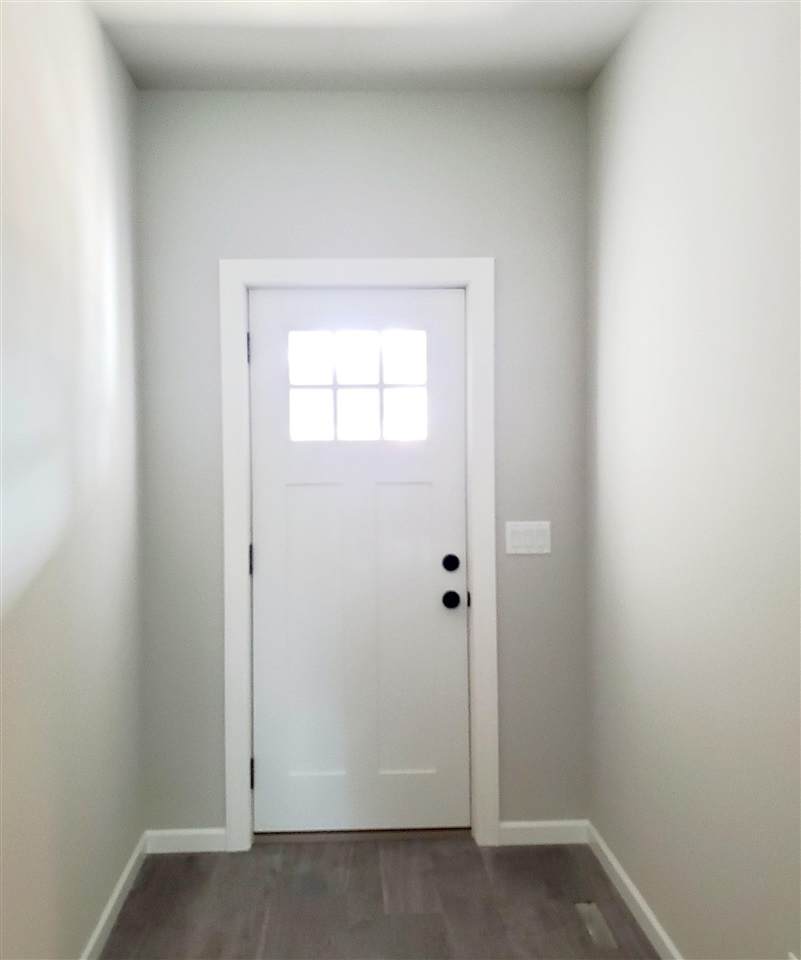 201 Bonnie Ln - Photo 1