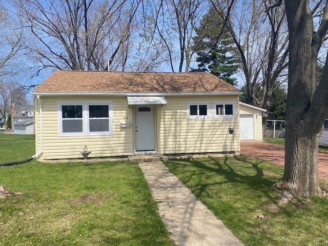 414 Badger Dr - Photo 1