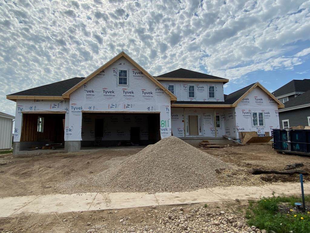 811 Walter Run - Photo 1