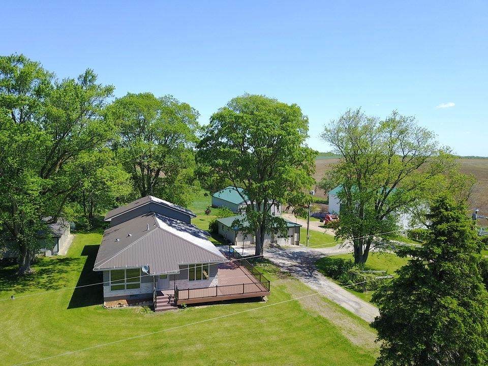 1374 Fox Valley Rd - Photo 1